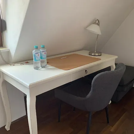 بيت للعطل Charming Tiny House *